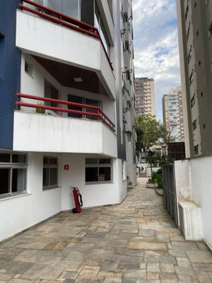 Image 68 - 915852