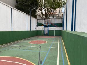 Image 76 - 915852
