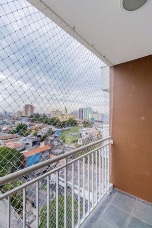 Image 6 - 915856