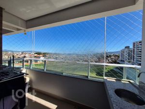 Image 6 - 915864