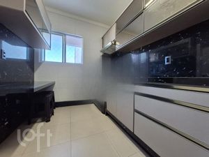 Image 8 - 915864