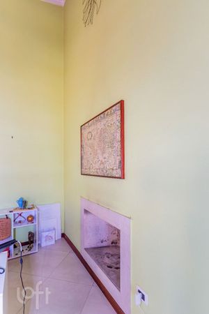 Image 32 - 915866
