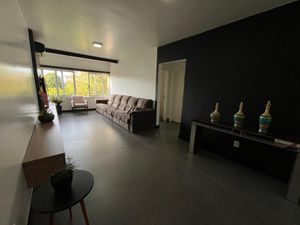 Image 1 - 915867