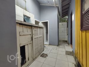 Image 28 - 915870