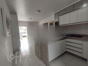 Image 7 - 915870