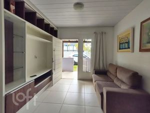Image 1 - 915870