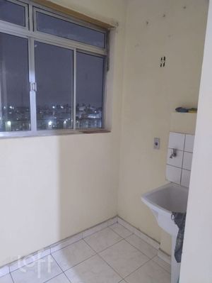 Image 4 - 915873