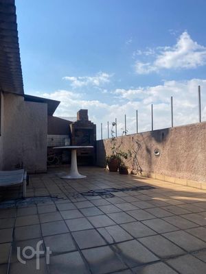 Image 19 - 915877