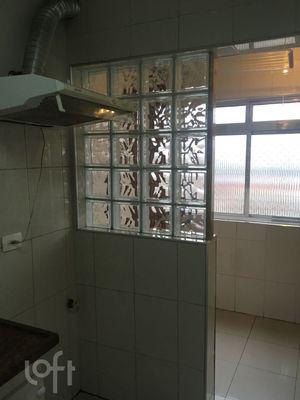 Image 4 - 915880