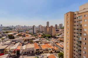 Image 12 - 915880