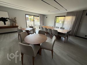 Image 30 - 915884