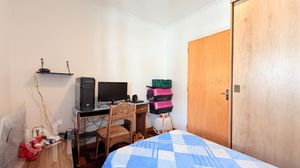 Image 8 - 915888