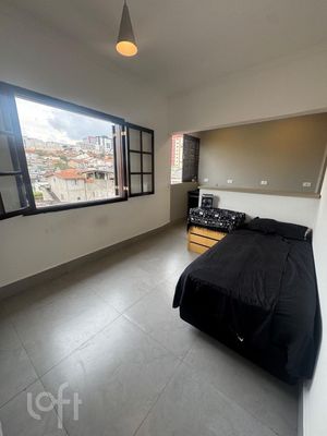 Image 3 - 915889