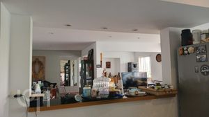 Image 1 - 915894