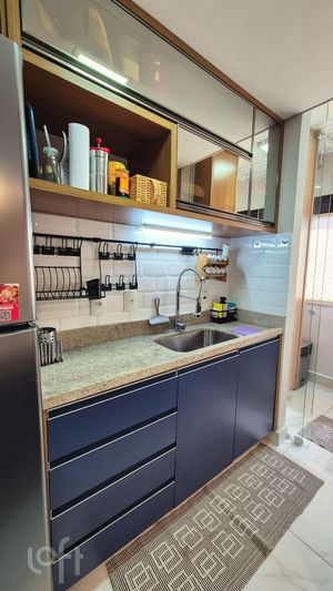 Image 3 - 915902
