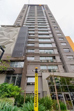 Image 29 - 915907