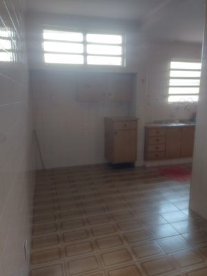 Image 3 - 915913