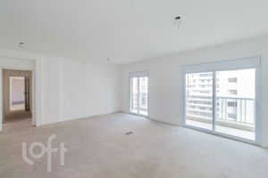 Image 30 - 915915
