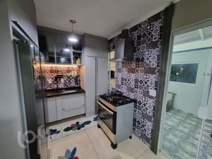 Image 4 - 915918