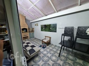 Image 19 - 915918