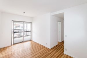 Image 19 - 915934