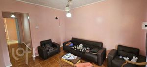 Image 17 - 915944