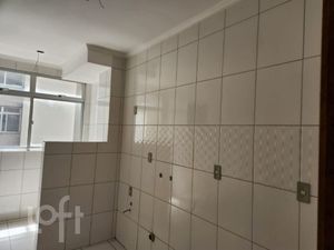 Image 3 - 915945