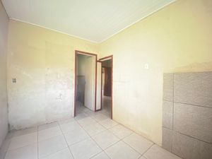 Image 18 - 915954