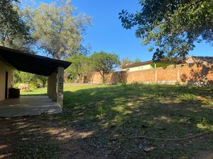 Image 8 - 915954