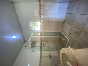 Image 19 - 915954