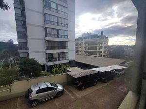 Image 36 - 915964