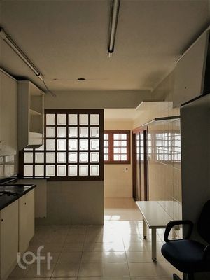 Image 4 - 915965