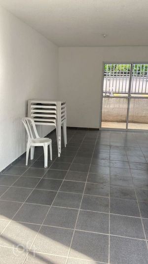 Image 12 - 915966