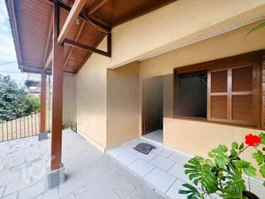 Image 33 - 915967