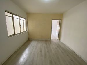 Image 3 - 915971