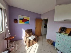 Image 15 - 915982