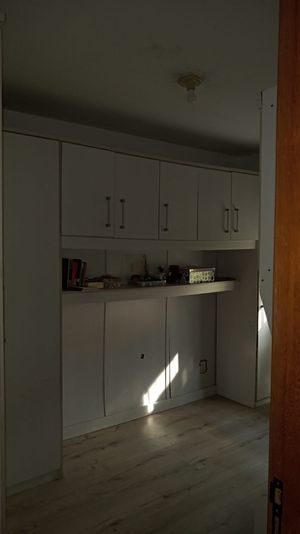 Image 4 - 915984