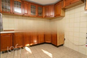 Image 4 - 916004