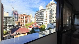 Image 4 - 916009