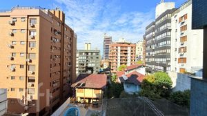 Image 16 - 916009