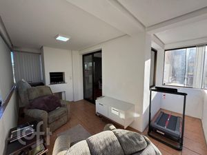 Image 1 - 916010