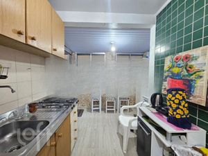 Image 4 - 916041