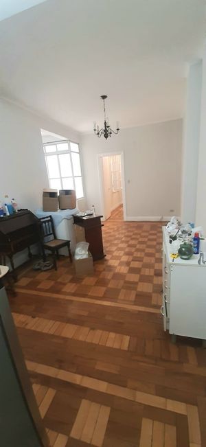 Image 8 - 916081