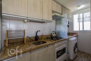 Image 9 - 916084