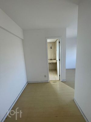 Image 3 - 916085