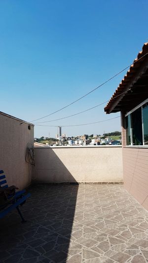 Image 9 - 916105