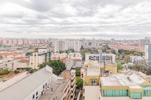 Image 10 - 916113