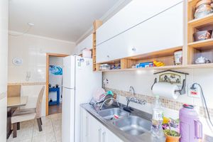 Image 19 - 916116