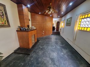 Image 2 - 916119