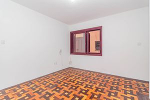 Image 3 - 916128